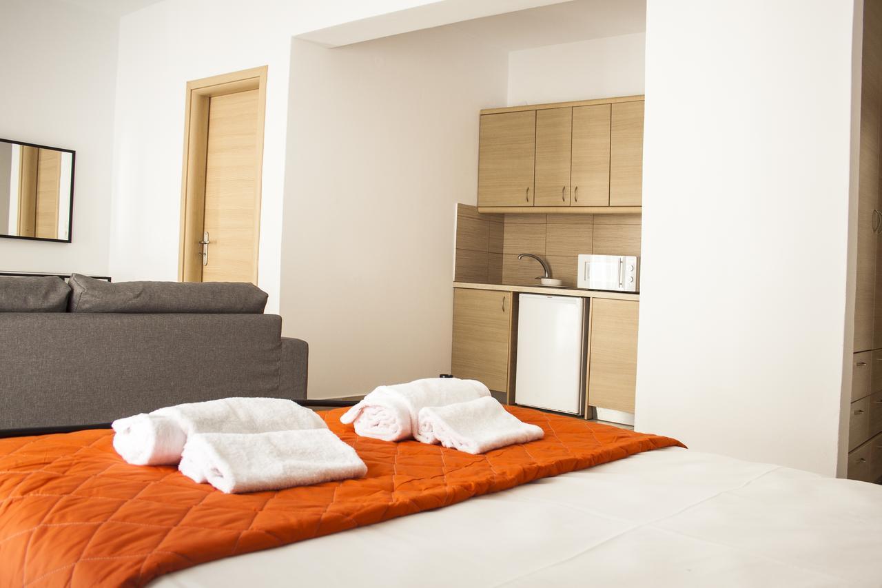 Krinis Apartments Rhodes City Eksteriør billede